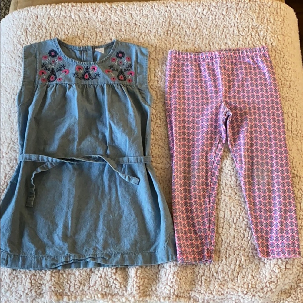 Carter’s two piece set